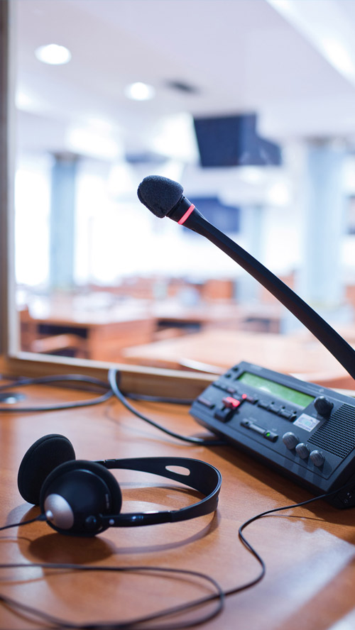 Simultaneous Interpreting 